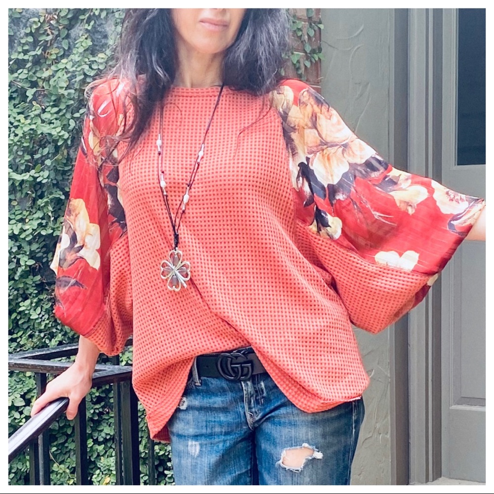 Solid waffle knit mix and matched boxy chic top - Picture 2 of 8